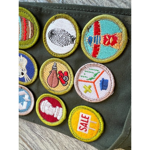 Boys Scouts of America Official Uniform Merit‎ Badge Sash 36" BSA 12 Patches Lot - Picture 5 of 5